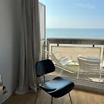 Sea View Aldis شقة *