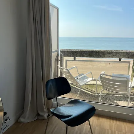 Sea View Aldis Apartment *